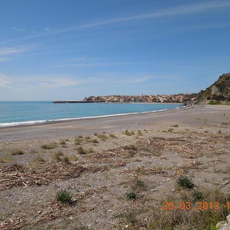 Delfino Hotell Marina di Camerota Exteriör bild