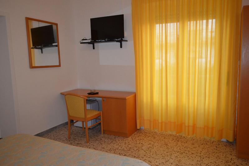 Delfino Hotell Marina di Camerota Exteriör bild