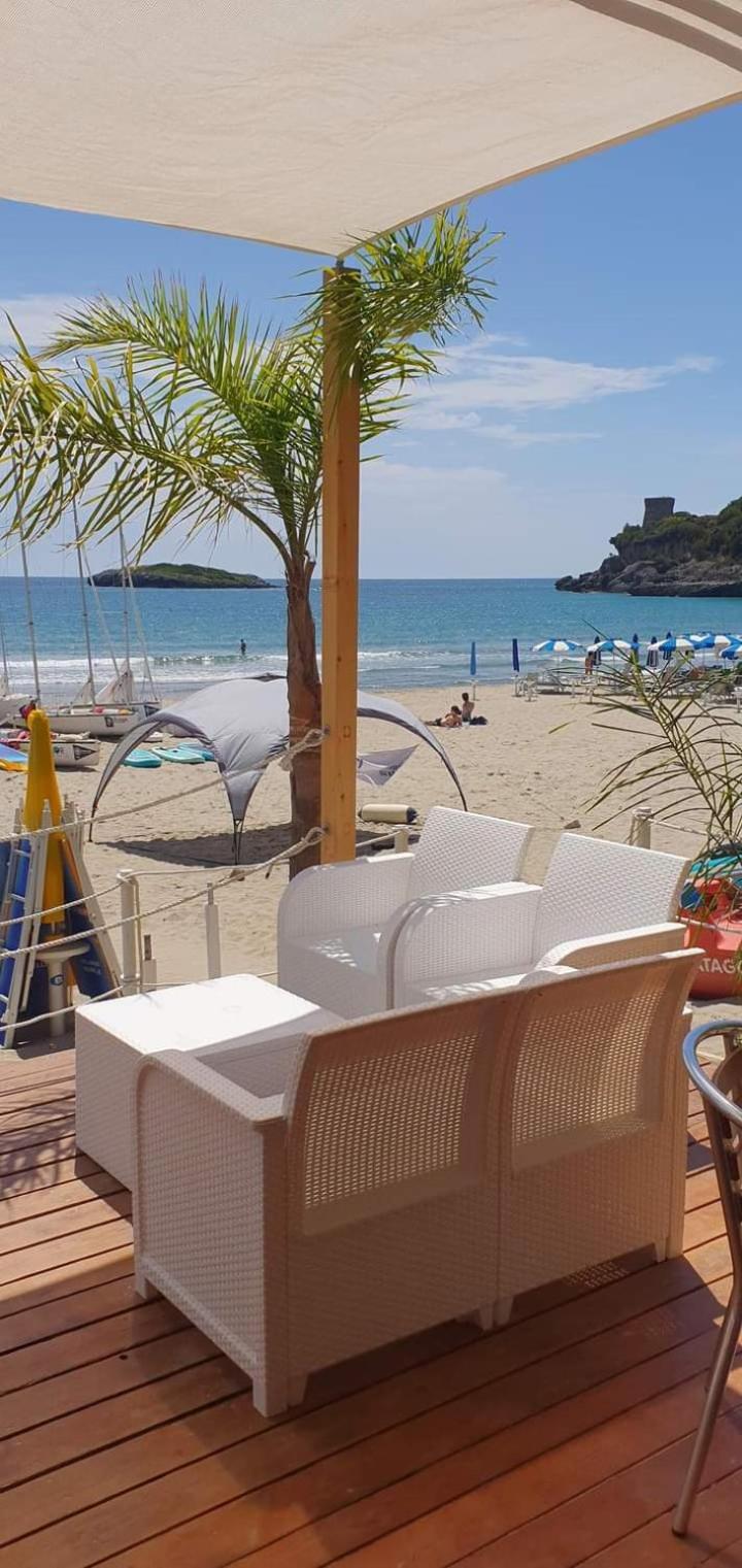 Delfino Hotell Marina di Camerota Exteriör bild
