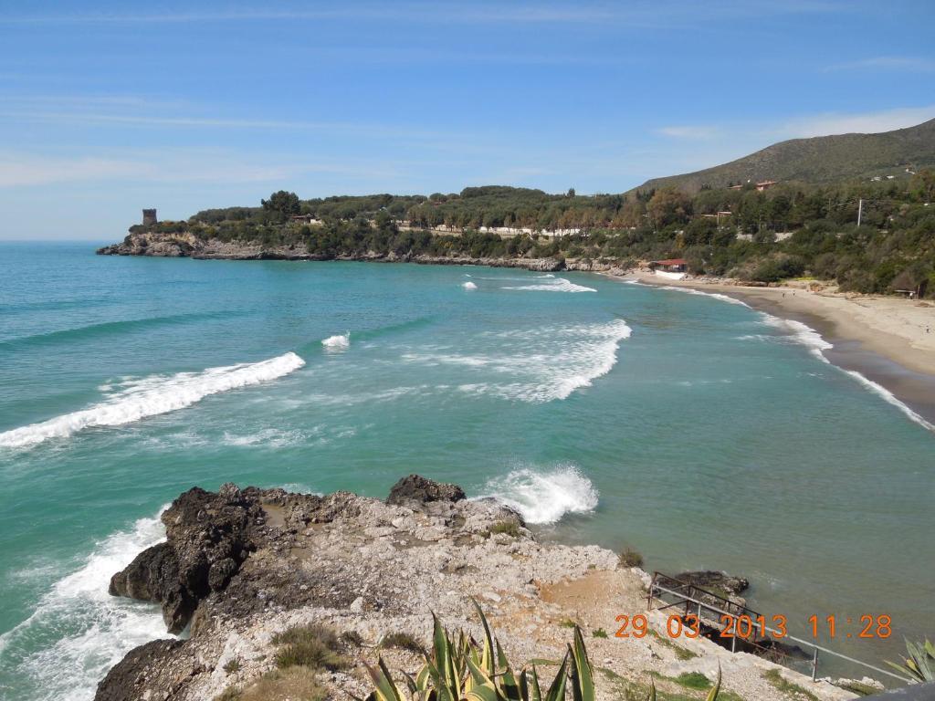 Delfino Hotell Marina di Camerota Exteriör bild