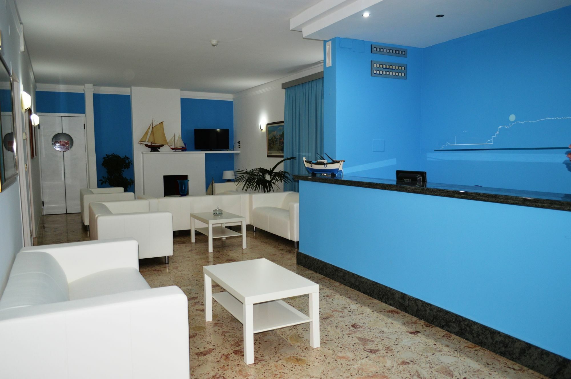 Delfino Hotell Marina di Camerota Exteriör bild